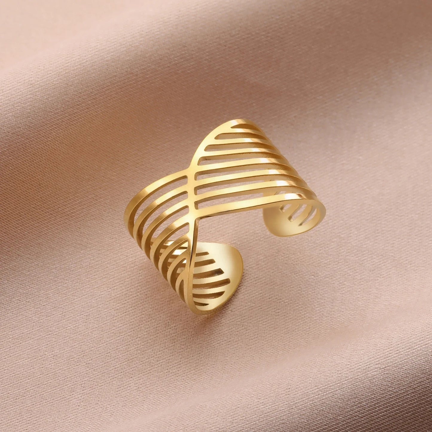 Minimalist Geometric Open Ring