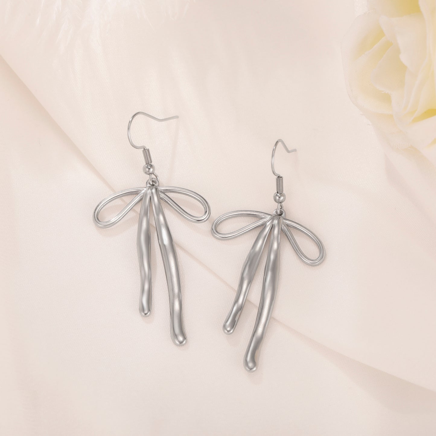 Romantic Bowknot Earrings