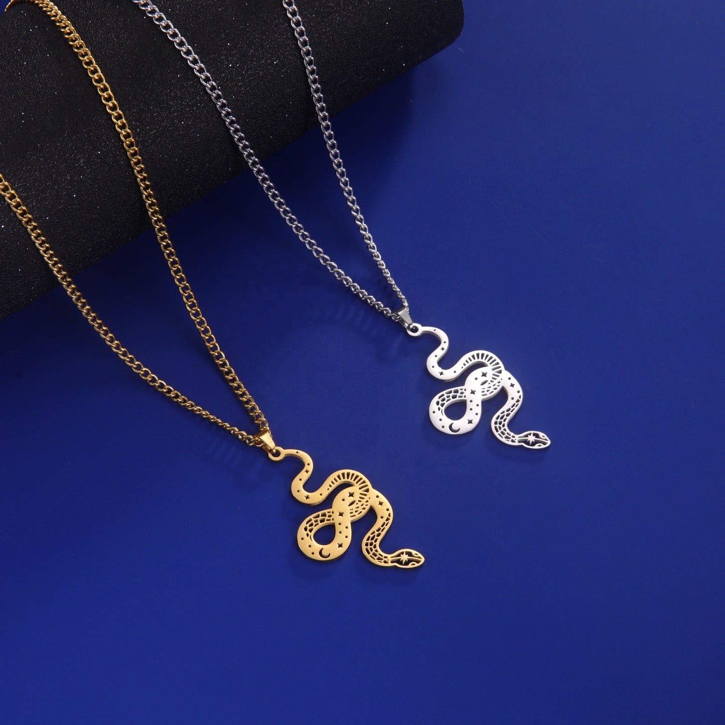 Indi Snake Necklace