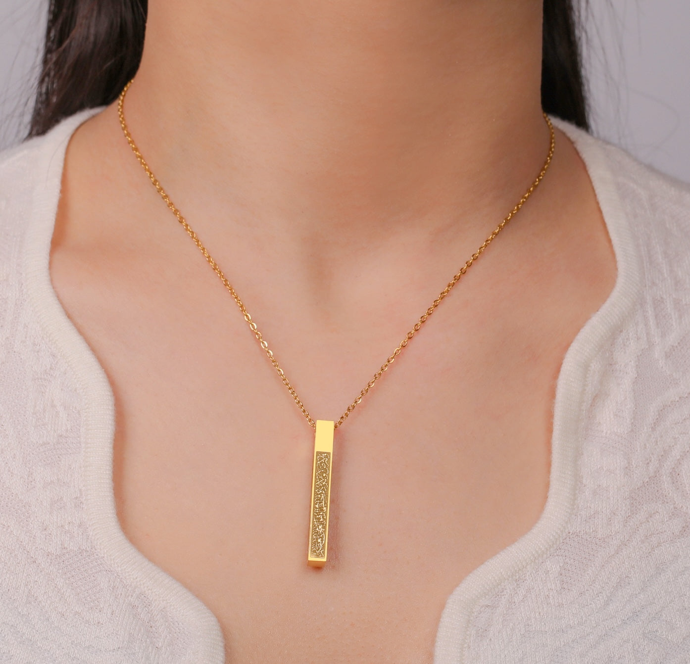Minimalistic Calligraphy Pendant Necklace