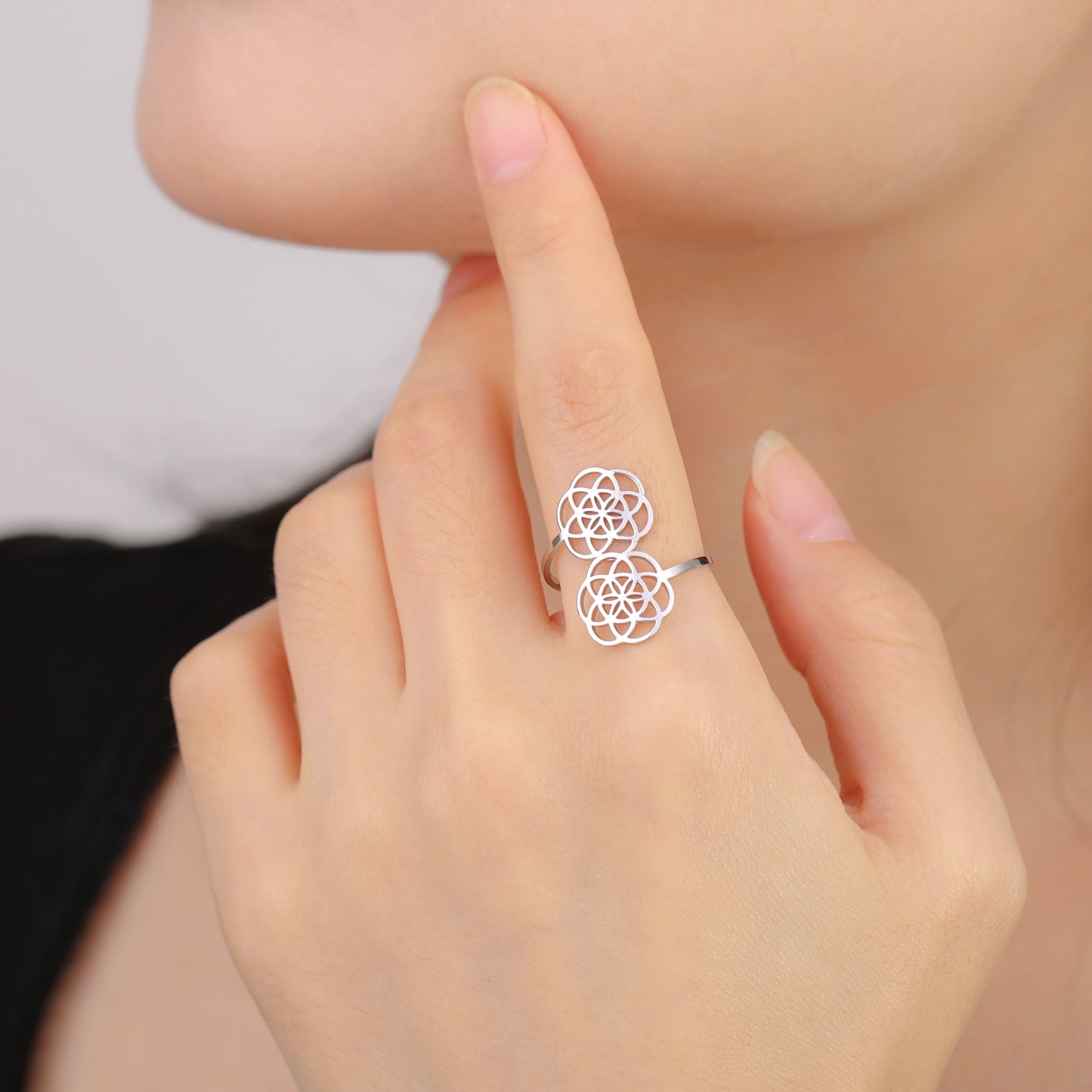 Geometric Twin Flower Ring