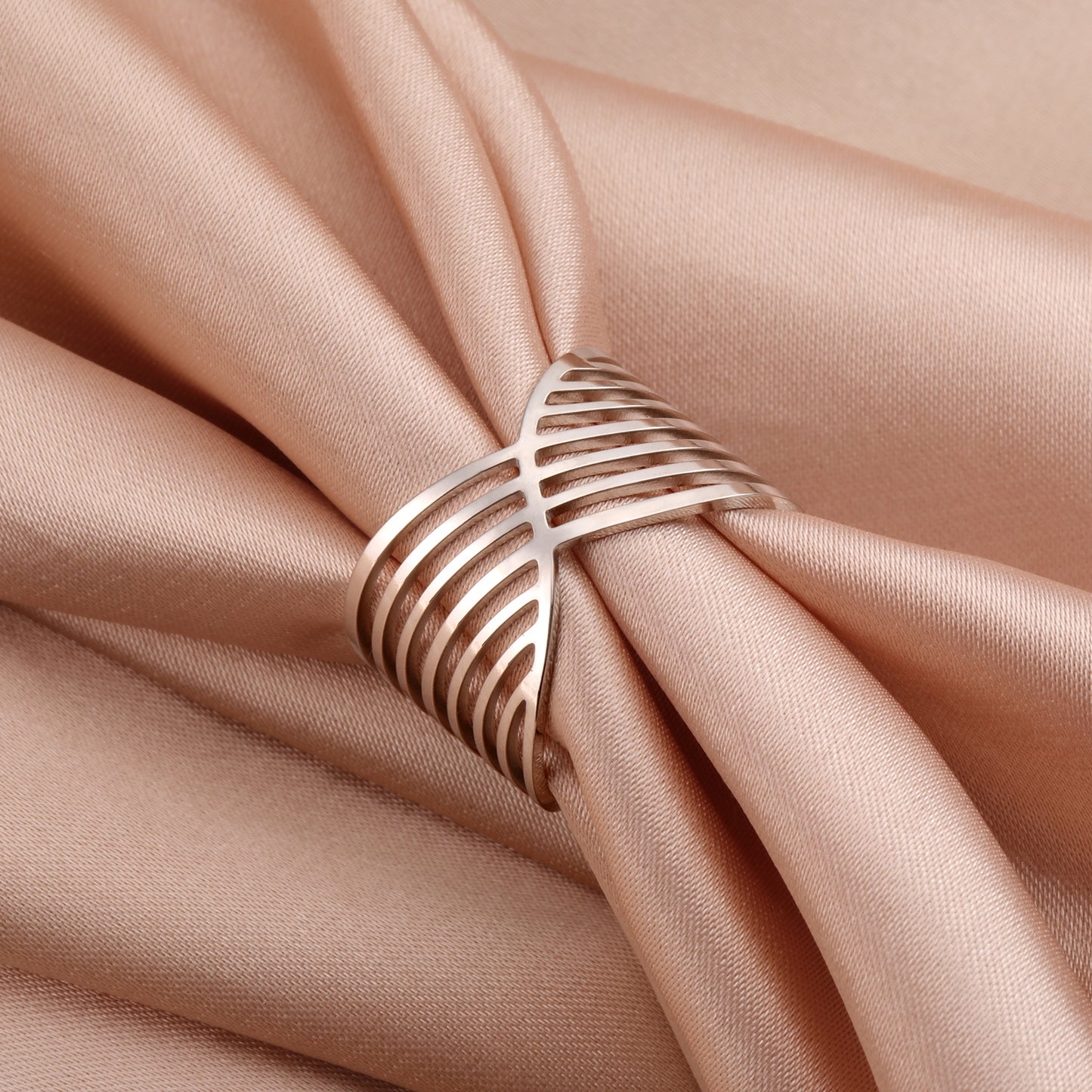 Minimalist Geometric Open Ring