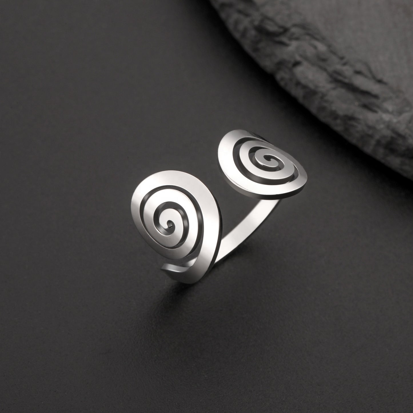 Swirl Spiral Geometric Ring