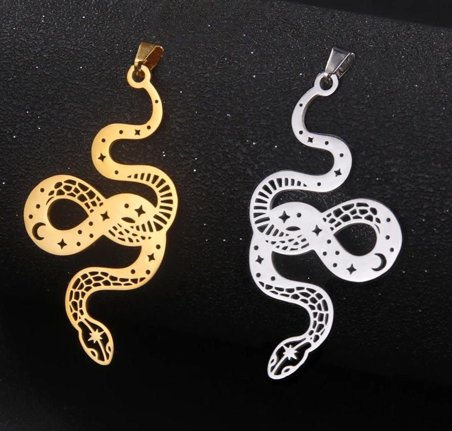 Indi Snake Necklace